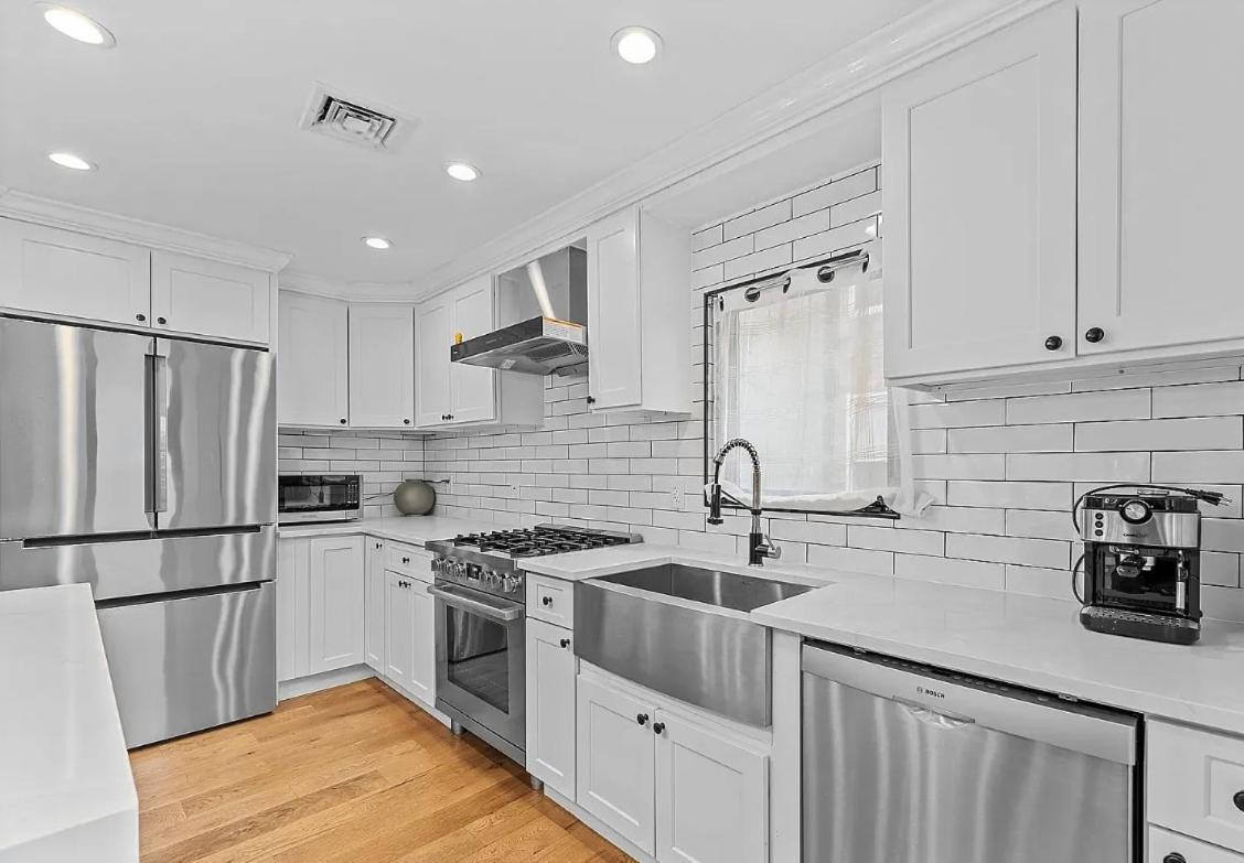 Hospedagem domiciliar Private Hot Tub-private Gated Sailor Moon House In Williamsburg W Gym