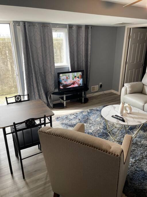 Modern One Bedroom New York