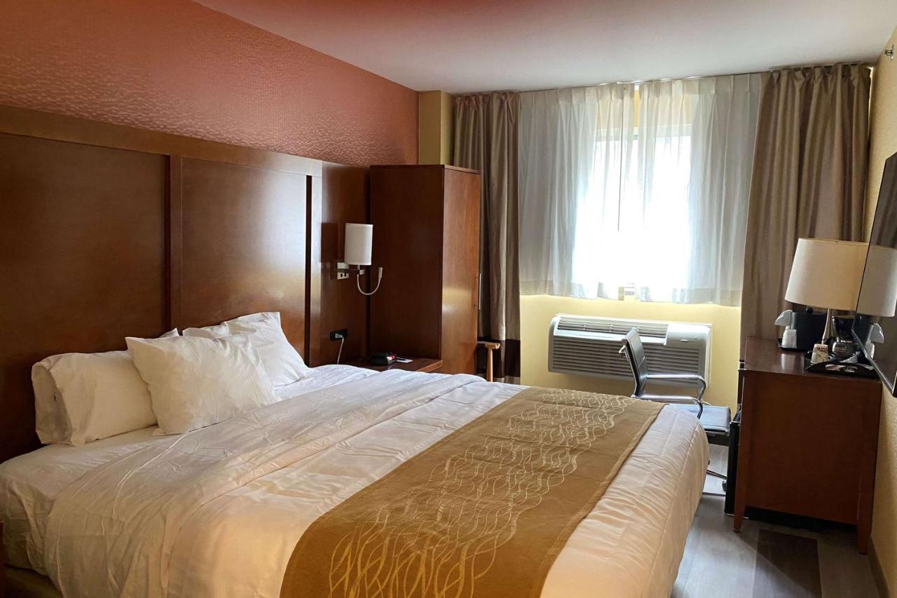 Ramada By Wyndham Times Square West New York