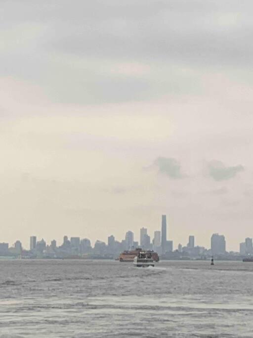 By Harbor New York