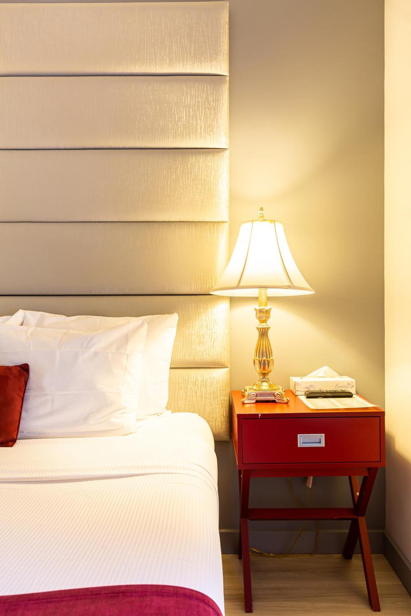Hotel St. 2*