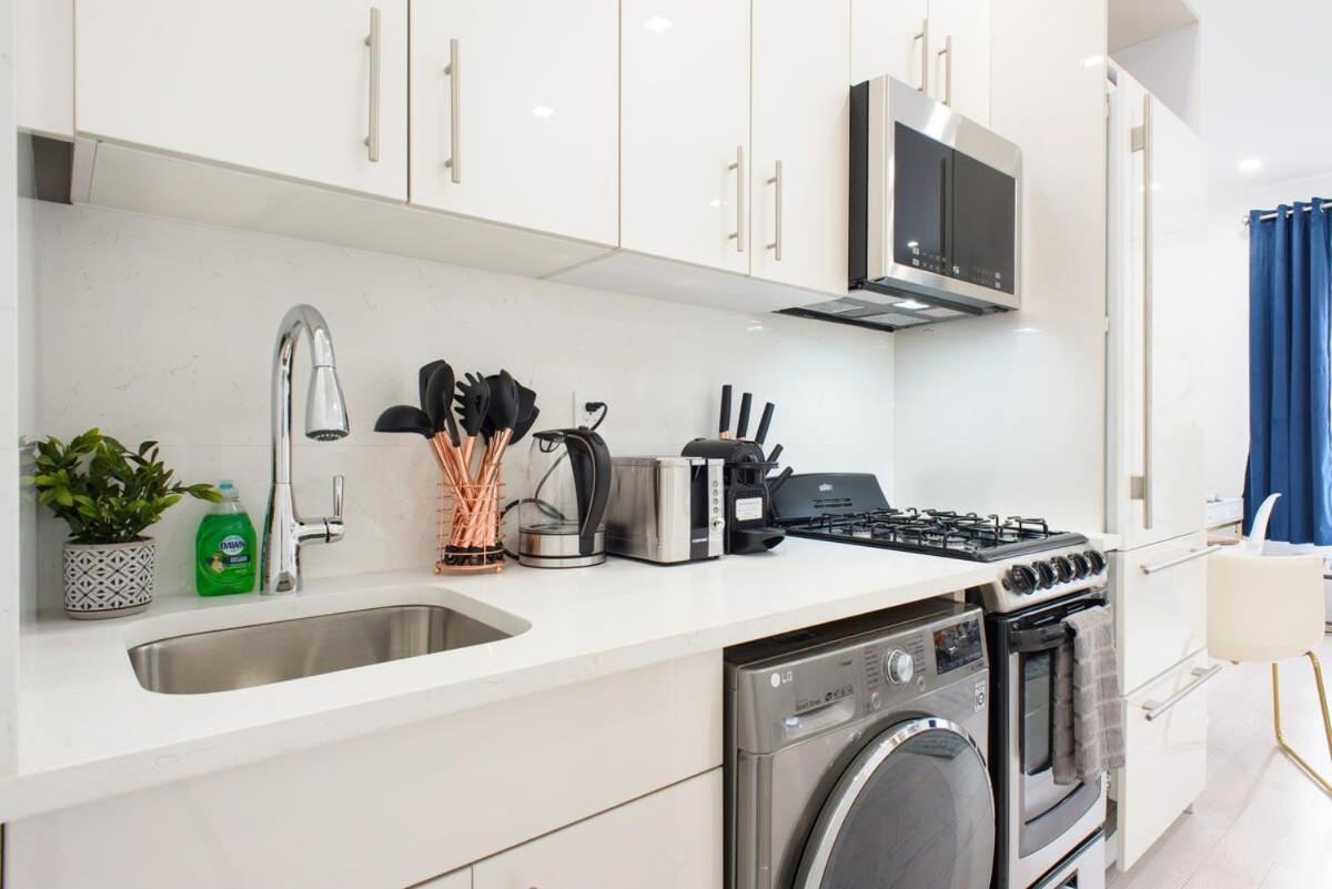 62-3a New Prime Ues W D In Unit Walk 2 C Park New York