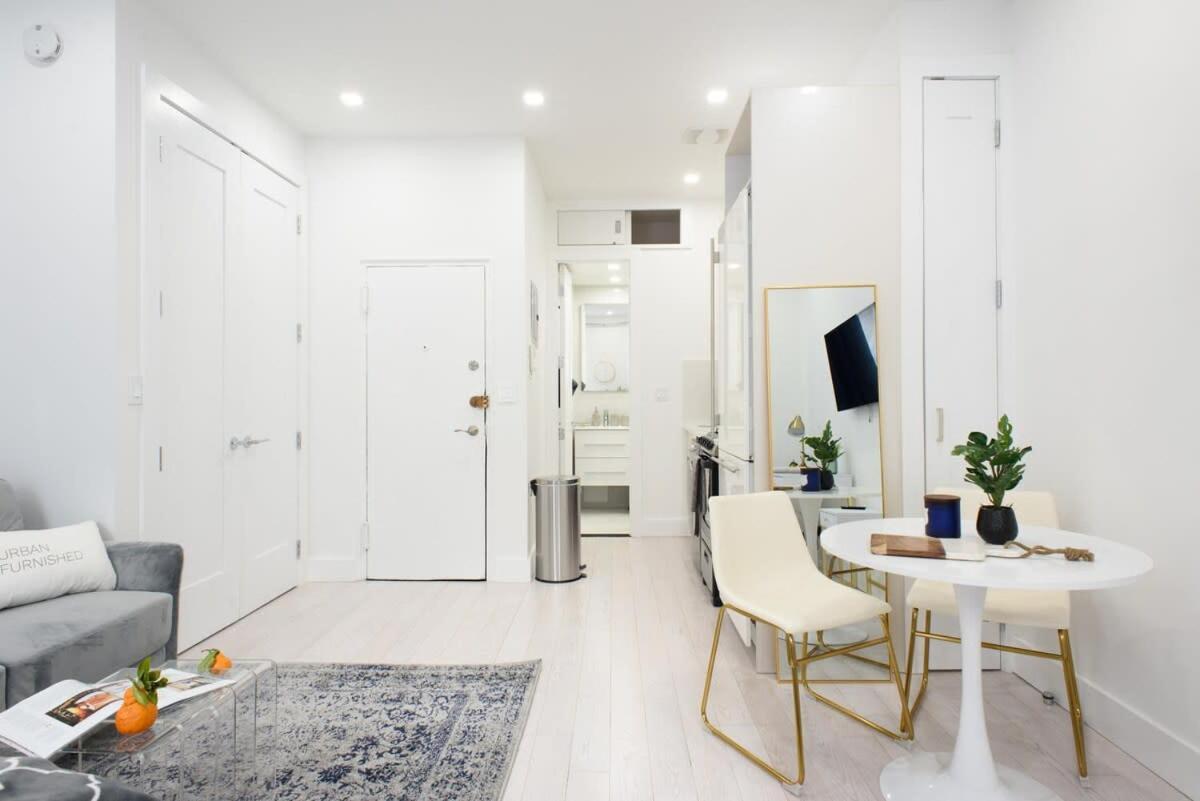 62-3a New Prime Ues W D In Unit Walk 2 C Park *