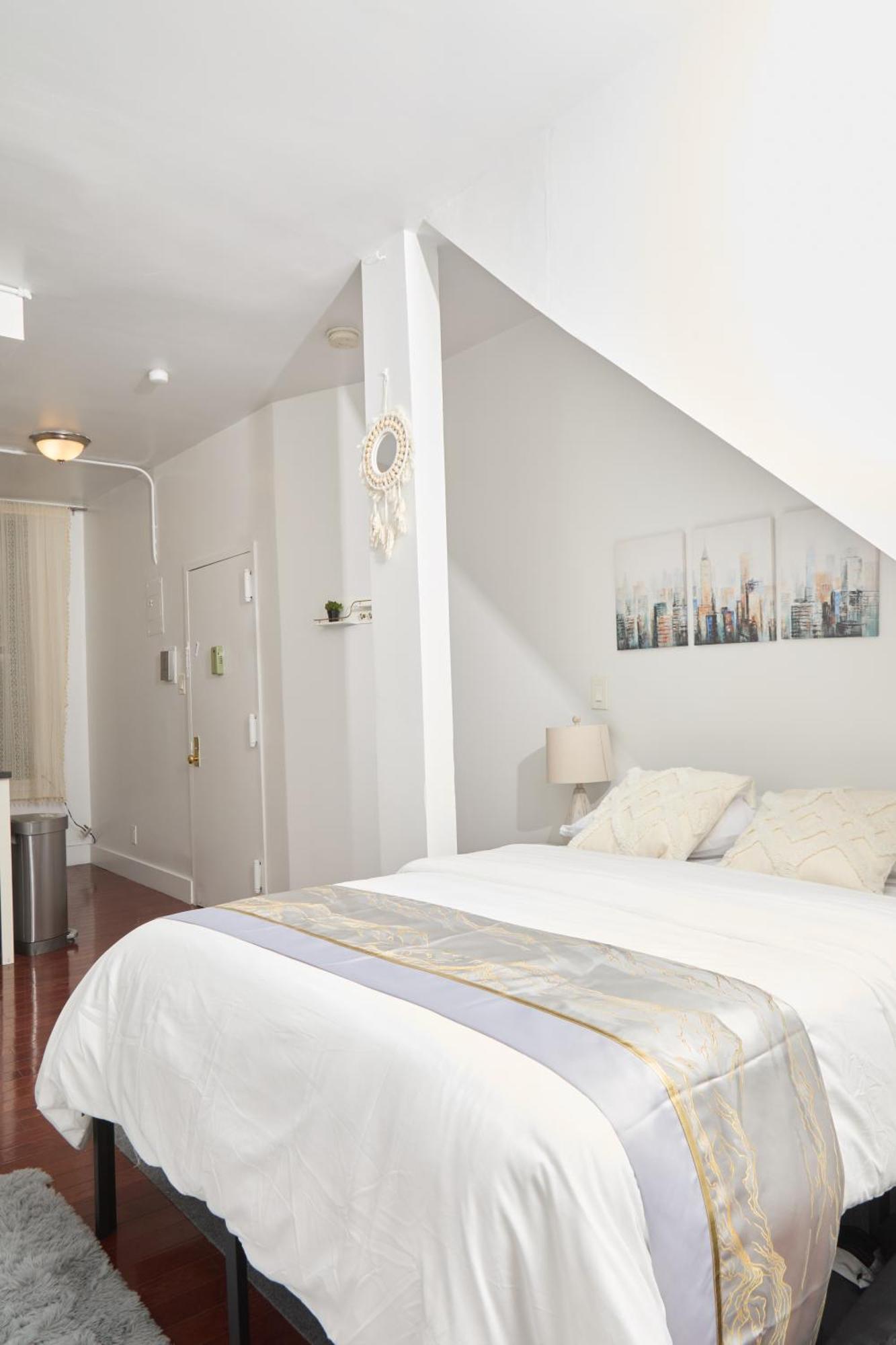Private Loft In Hells Kitchen Near Times Square * Nova York