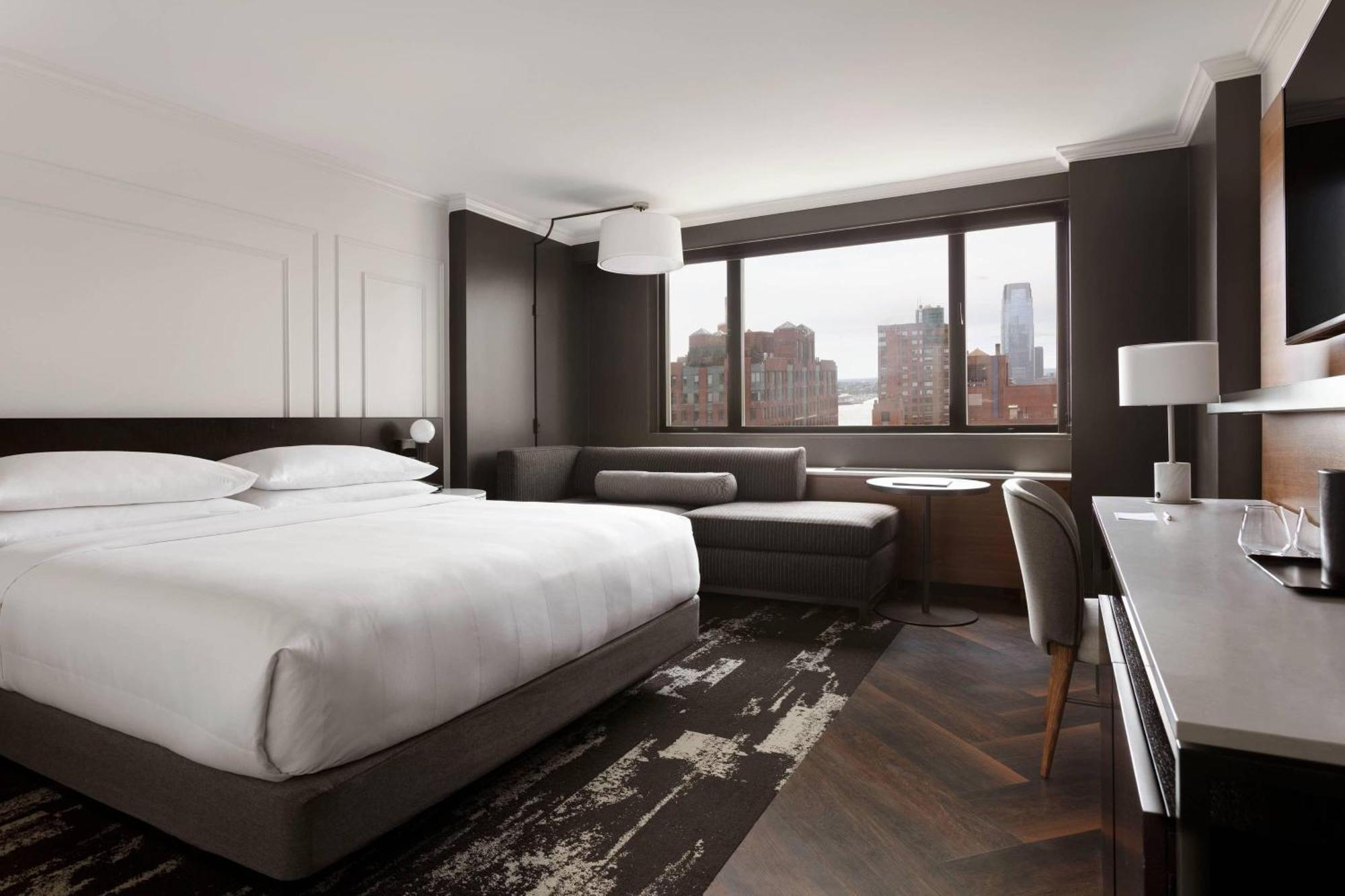 Marriott Downtown Hotel 4*