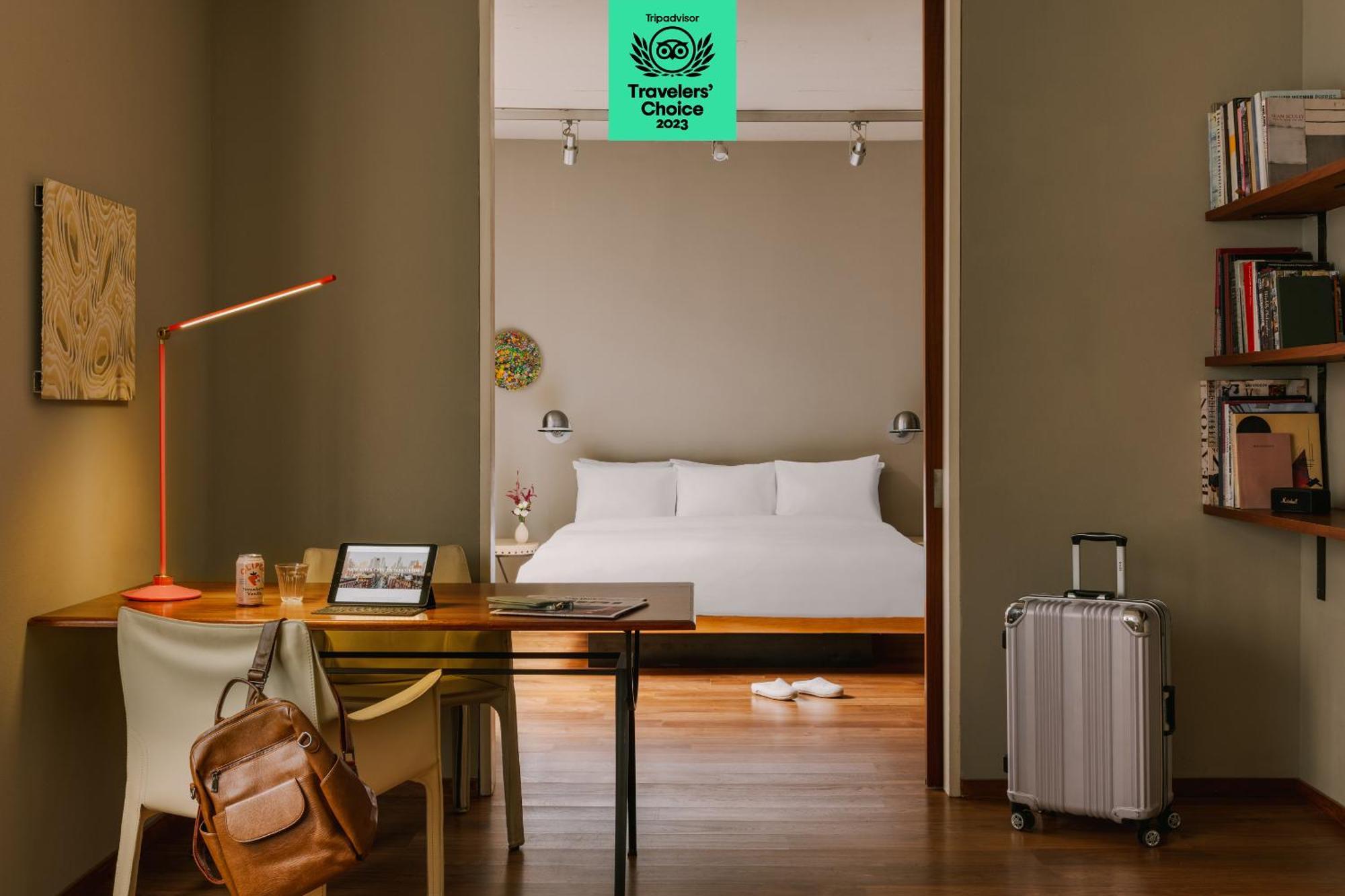 Chambers Hotel Central Park South, Sonder 4*