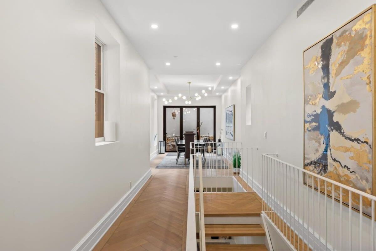 Casa de férias Riverside By Rove Travel 7br Modern Townhouse *
