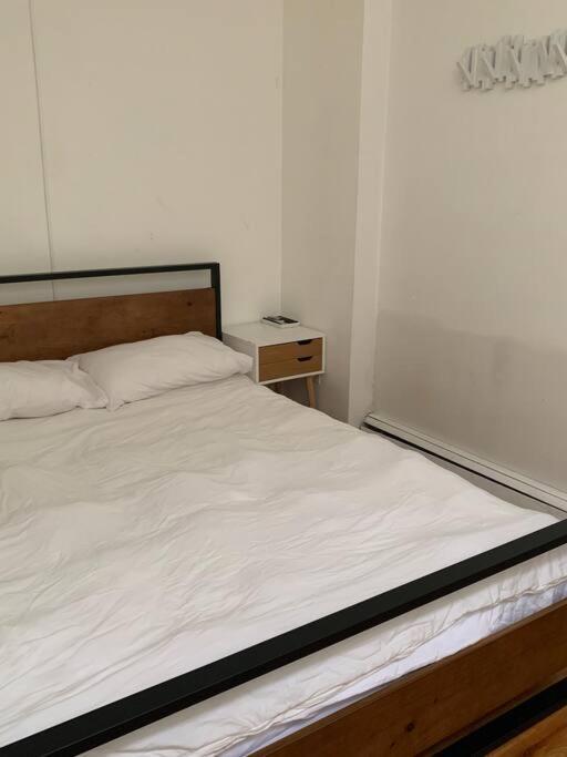 Beautiful & Massive 4 Bdr With Bonus Perks! * Nova York