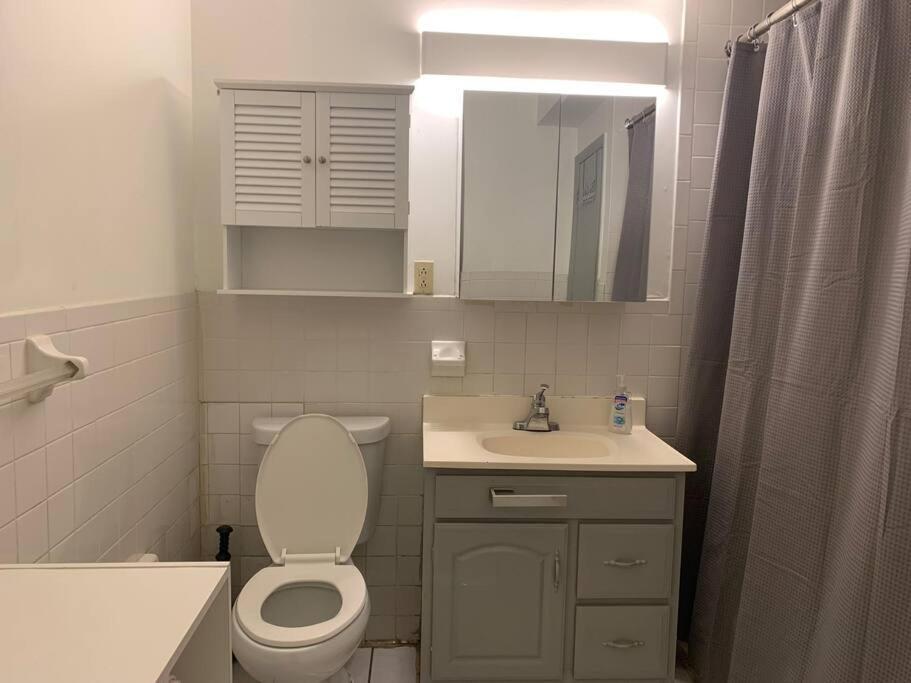 Beautiful & Massive 4 Bdr With Bonus Perks! Apartamento