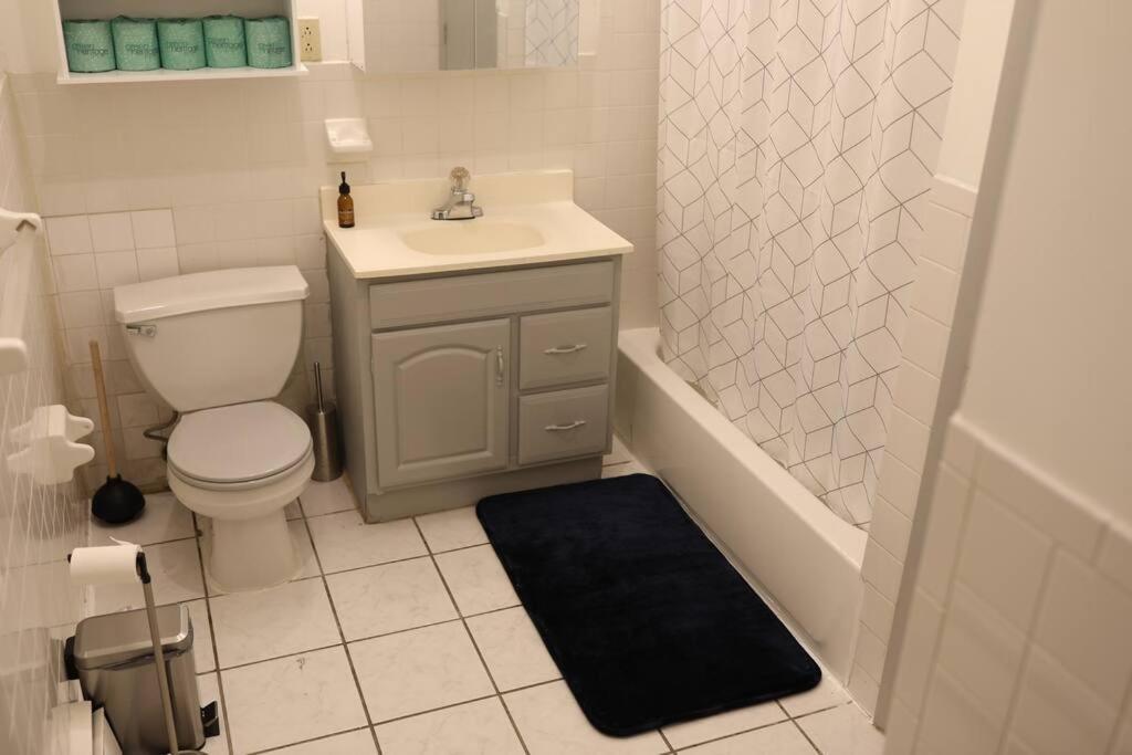 Beautiful & Massive 4 Bdr With Bonus Perks! Apartamento