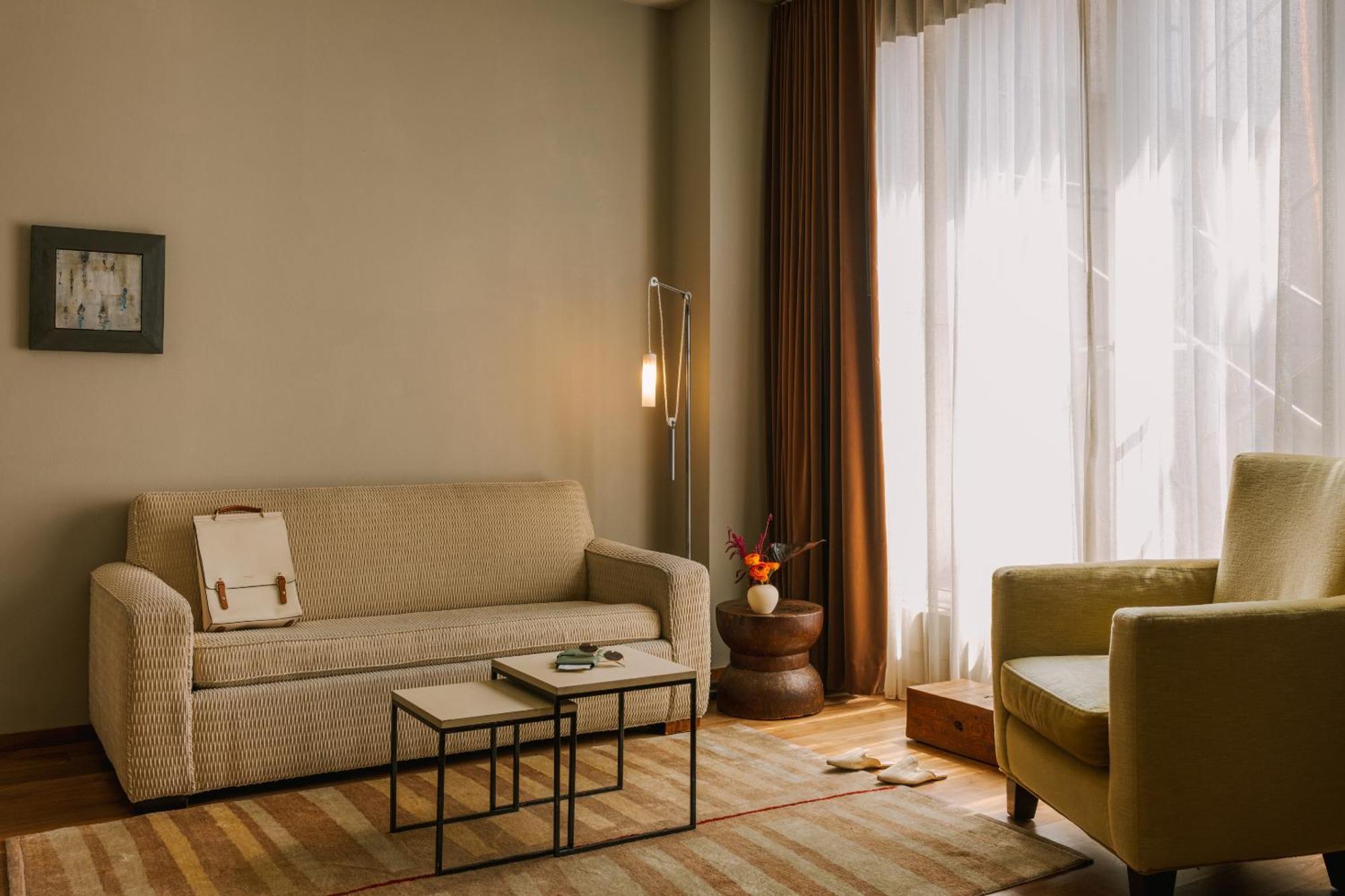 Chambers Hotel Central Park South, Sonder 4*