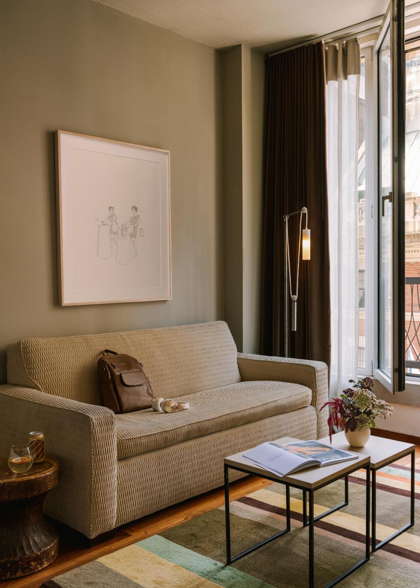 Chambers Hotel Central Park South, Sonder New York