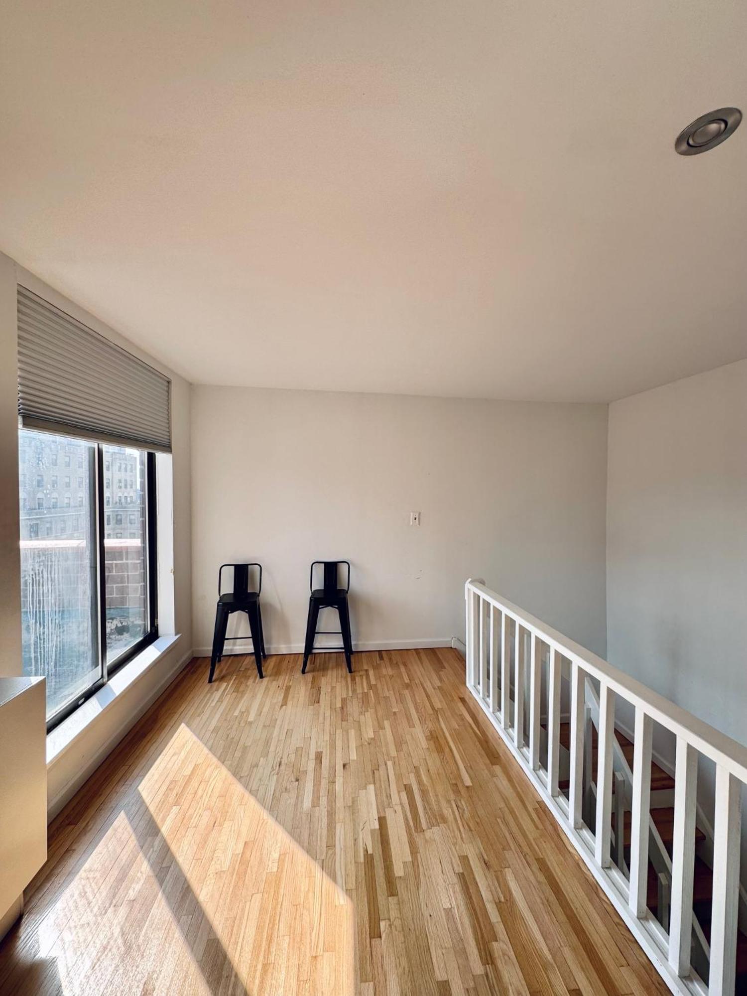 Stylish Duplex Penthouse With Large Outdoor Space Apartment New York