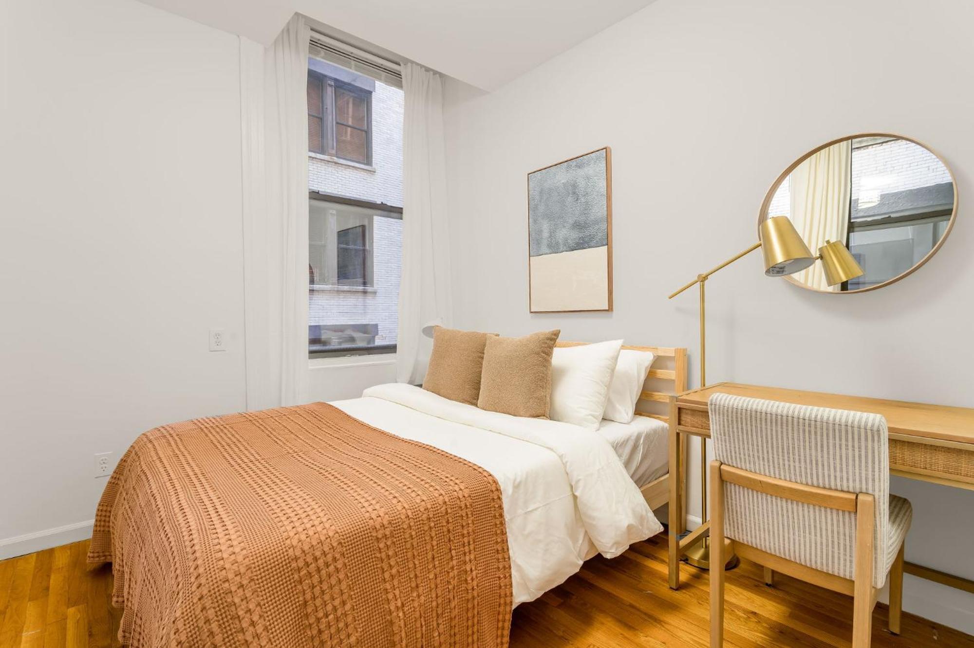 Chic 3br With 3 Beds And 1 Bath Steps From The Vibrant Stone Street District Apartment *