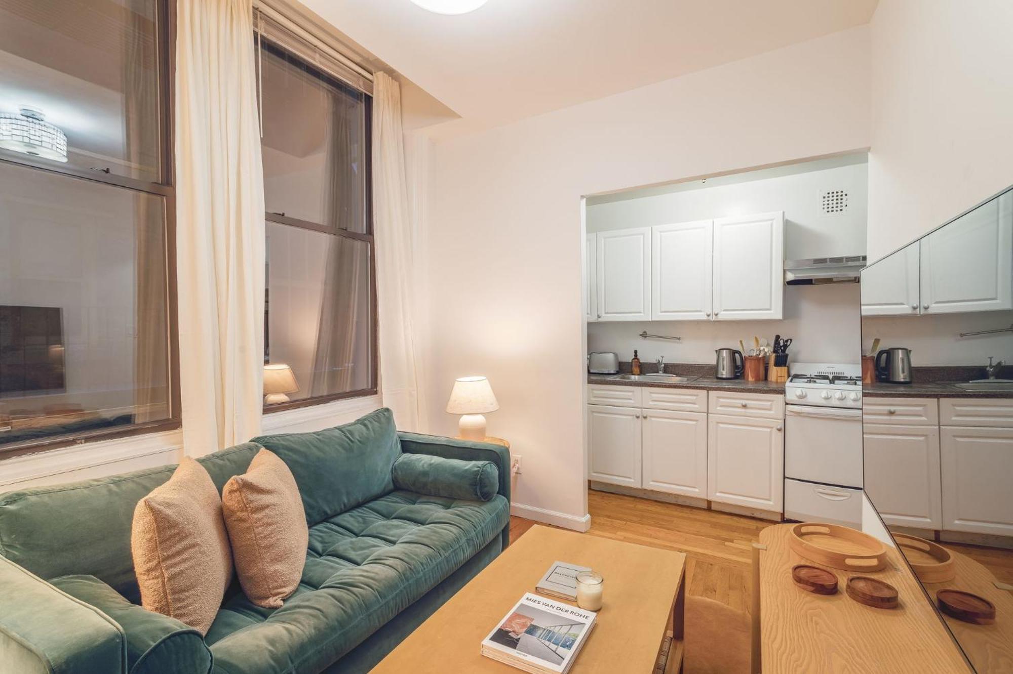 Apartment Chic 3br With 3 Beds And 1 Bath Steps From The Vibrant Stone Street District *