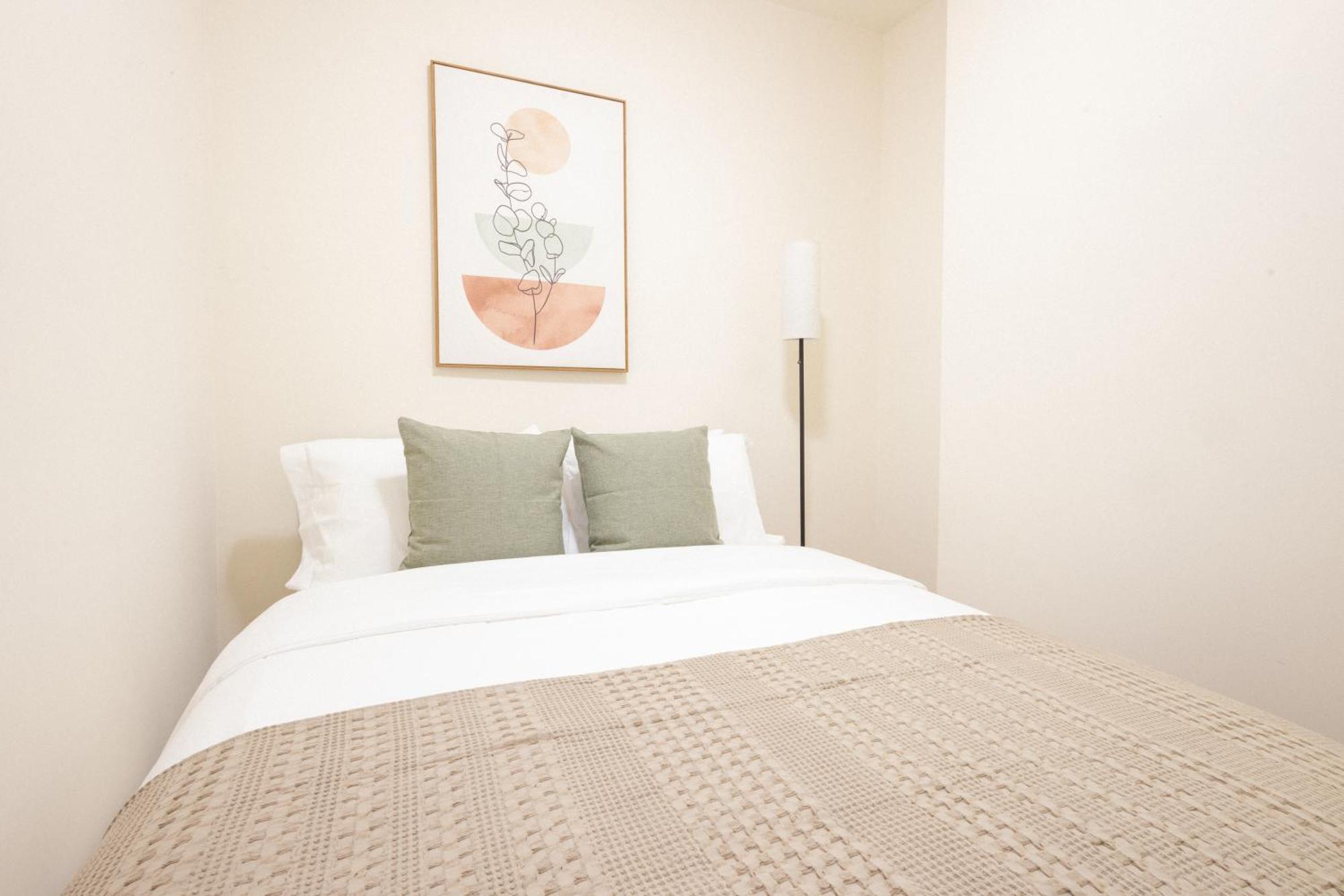 2-Bedroom Apartment Near Nyc Icons! Apartment *