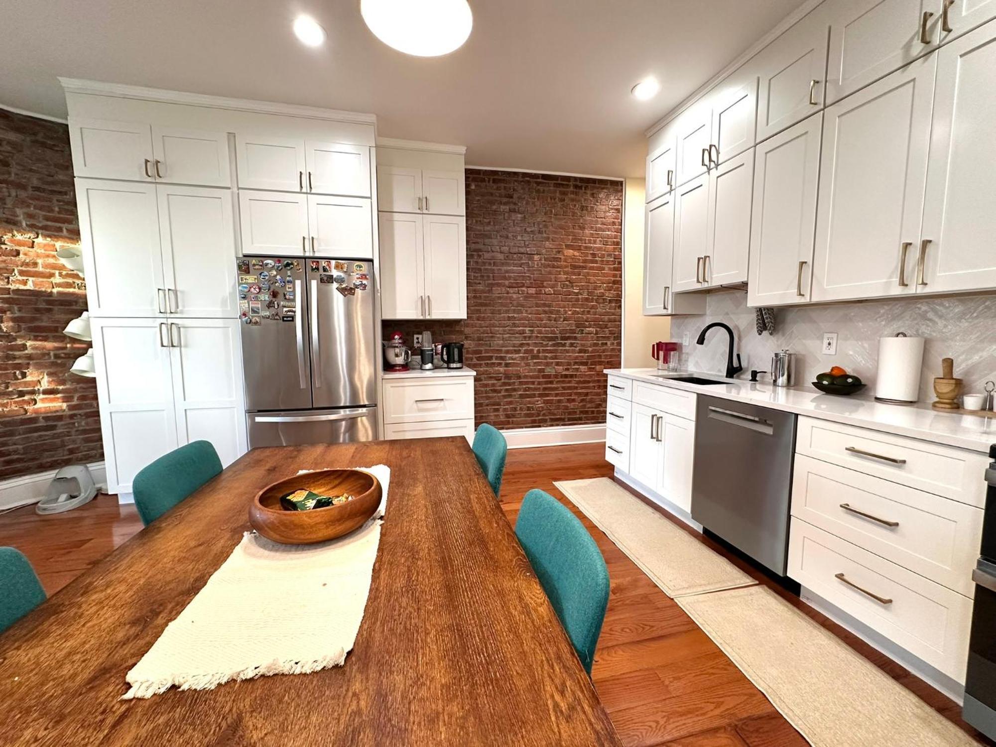 Elegant Urban Escape Homestay *