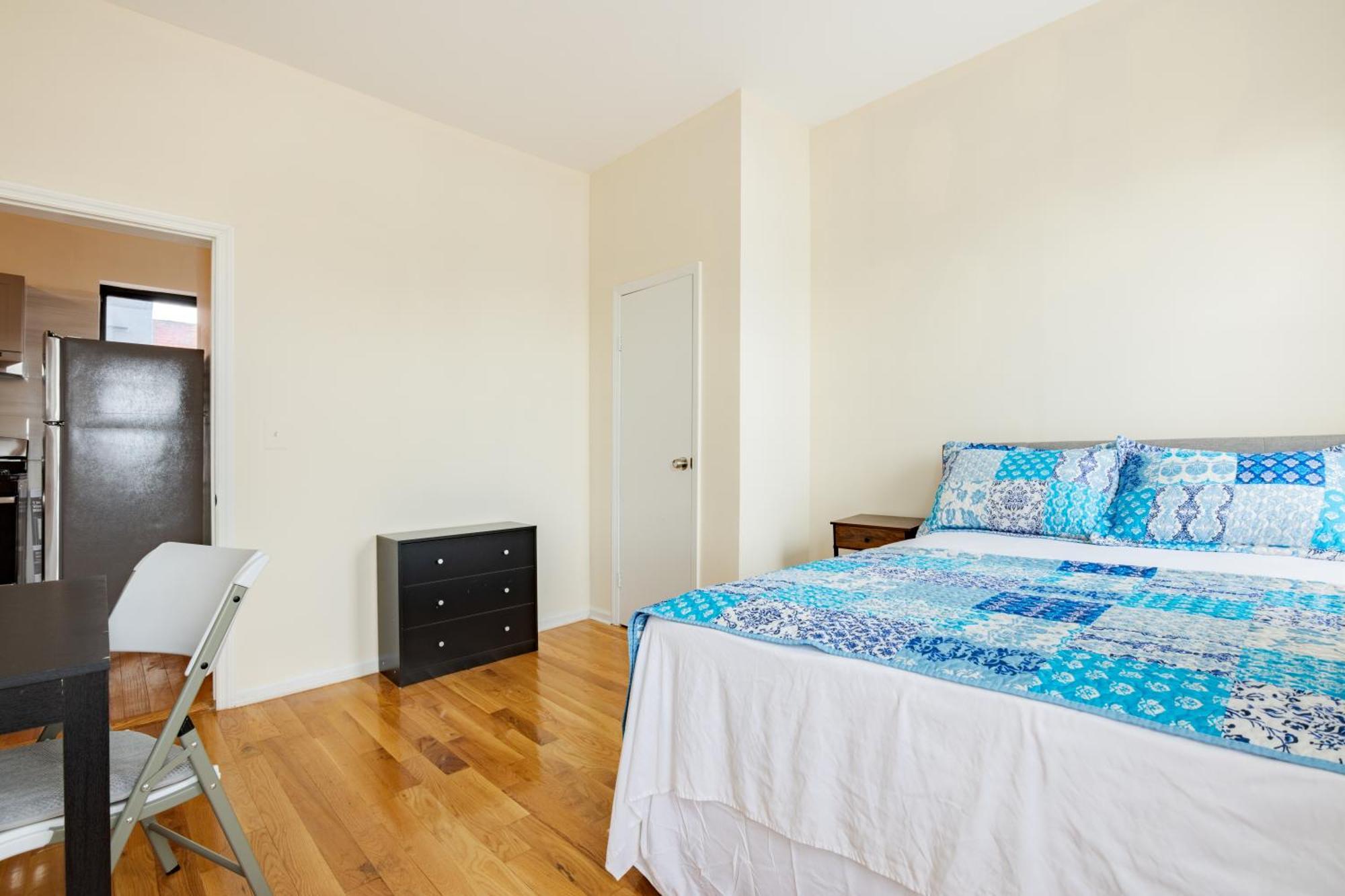Empire Blvd Guest house