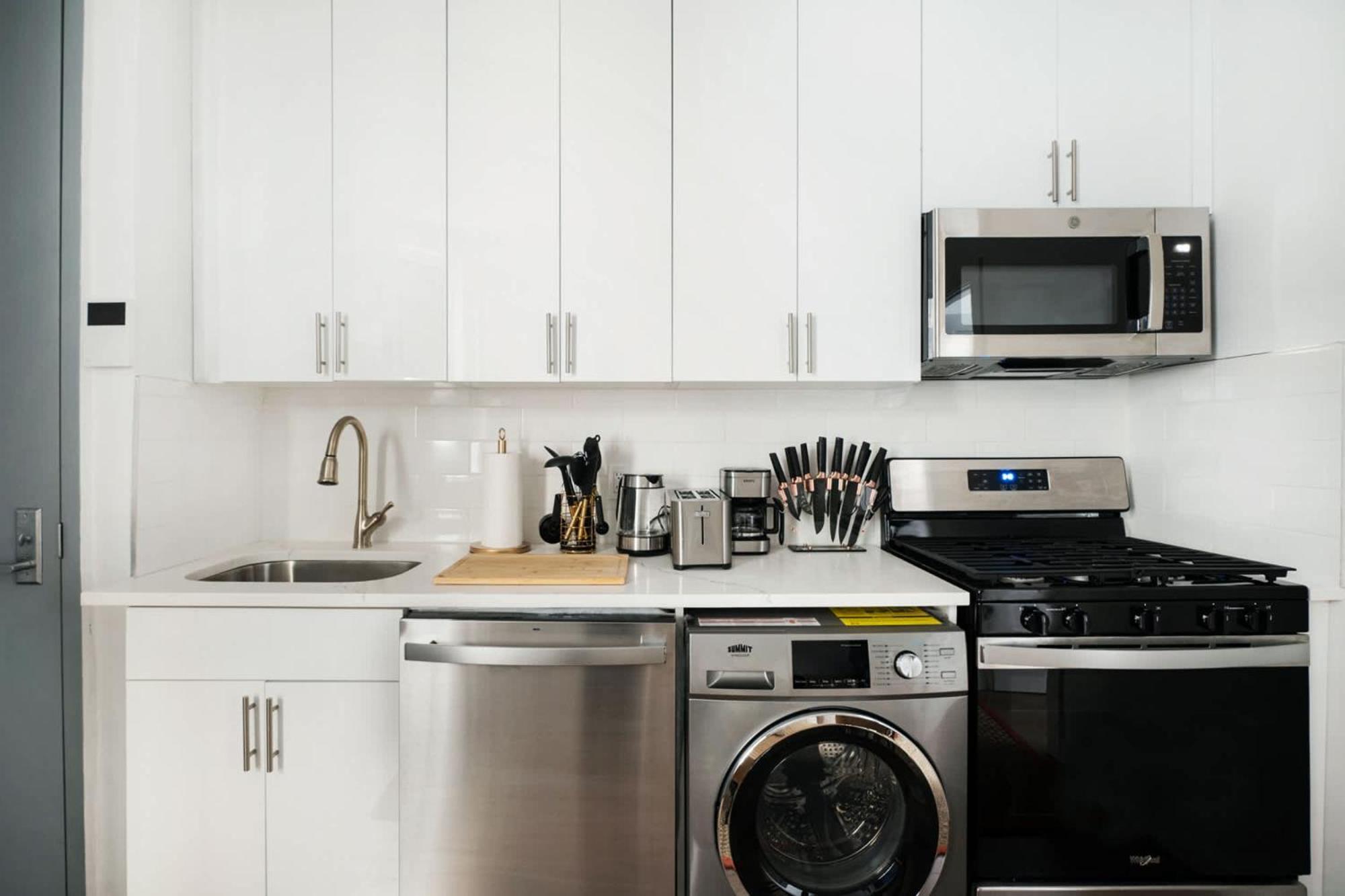 1290-10 New Renovated 2 Bedrooms In Ues * New York