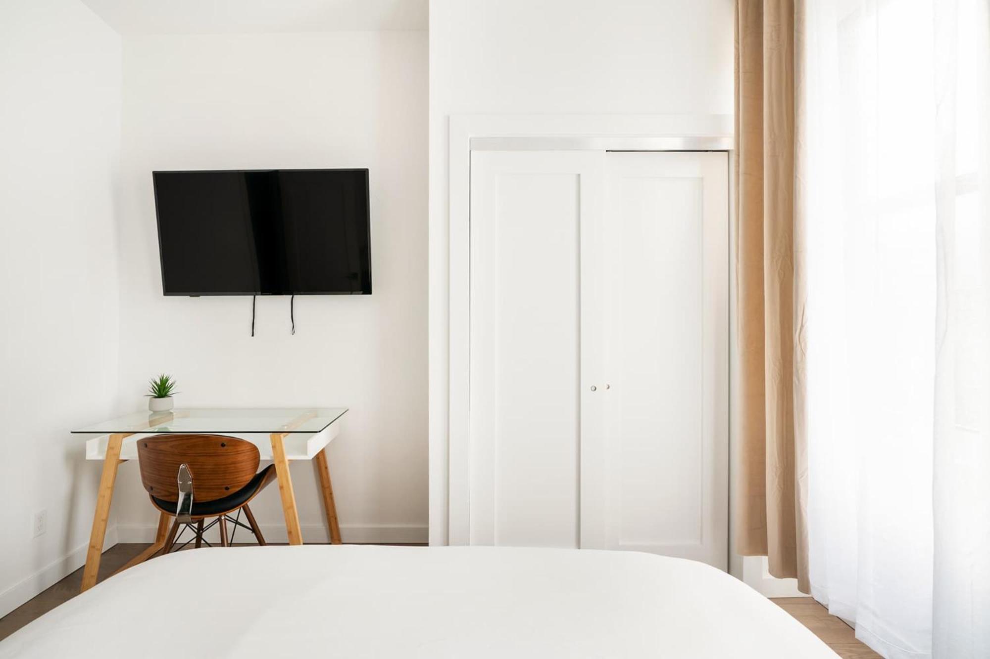 Apartment 1290-10 New Renovated 2 Bedrooms In Ues New York