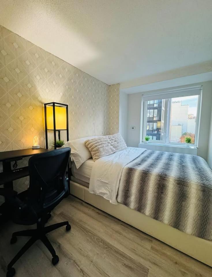 Apartment New Bright & Modern 4bd 2ba W Doorman, Gym, Lounge, Near West Harlem
