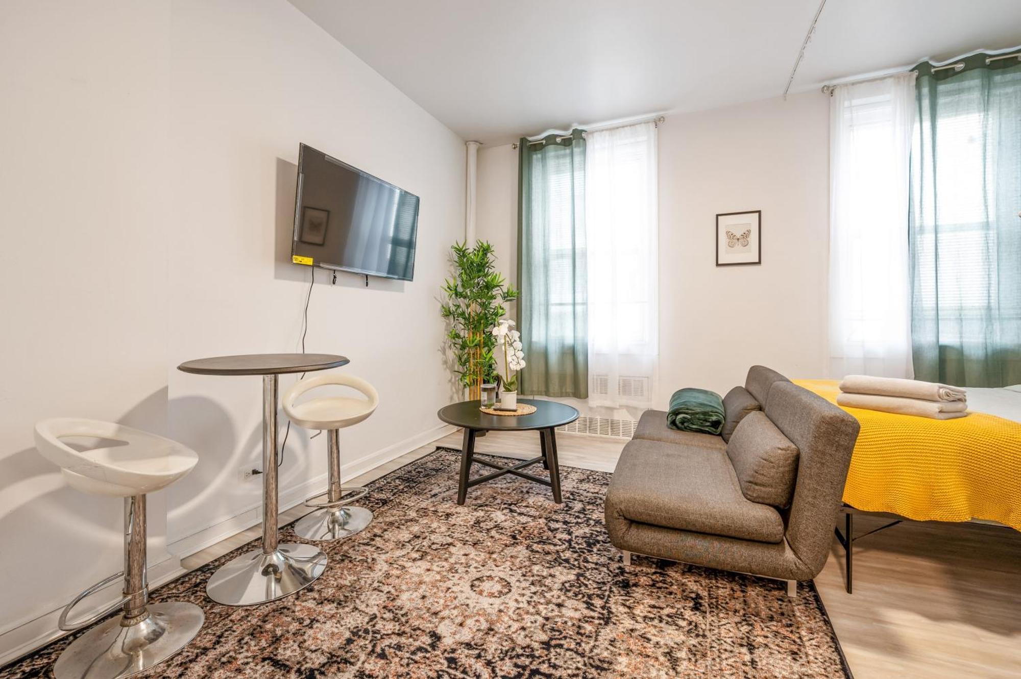 Amazing In Kips Bay Apartment New York
