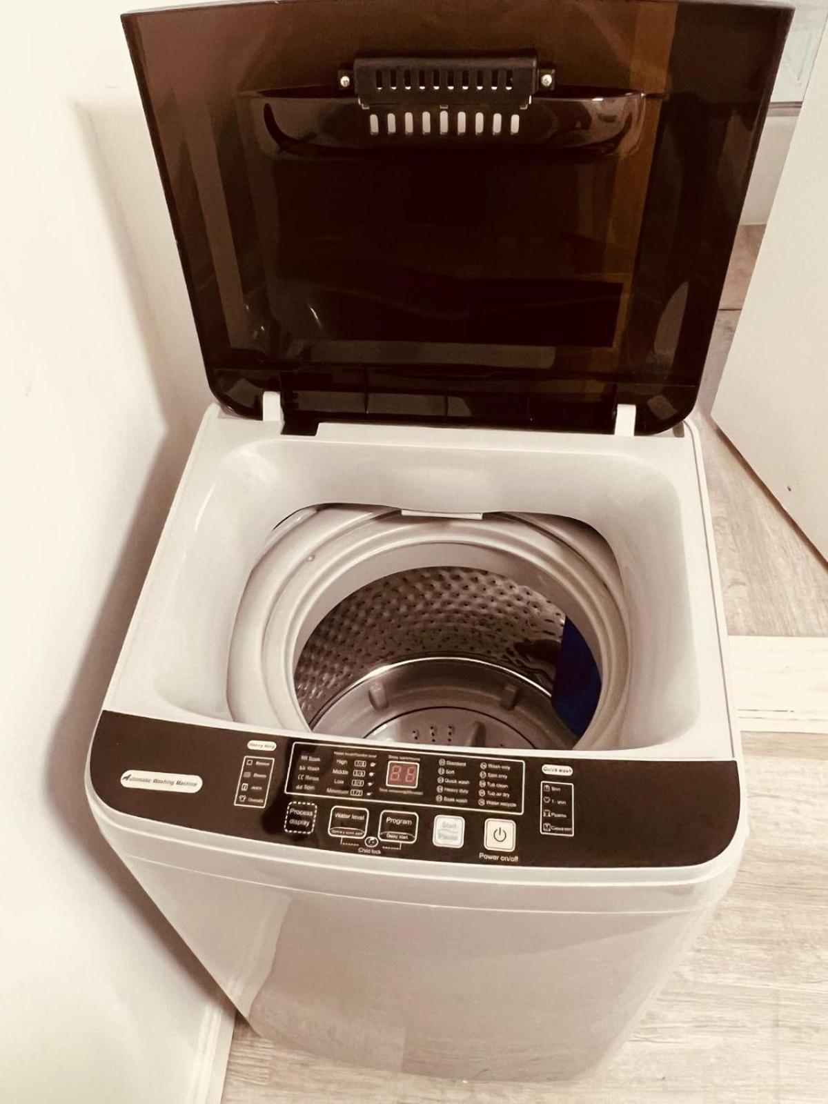 Stylish 2Br Apartment-Walk To China Town New York