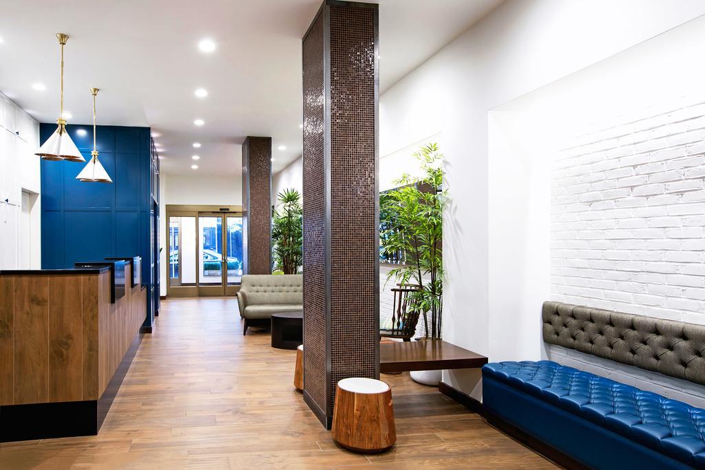 Hotel The At 3*