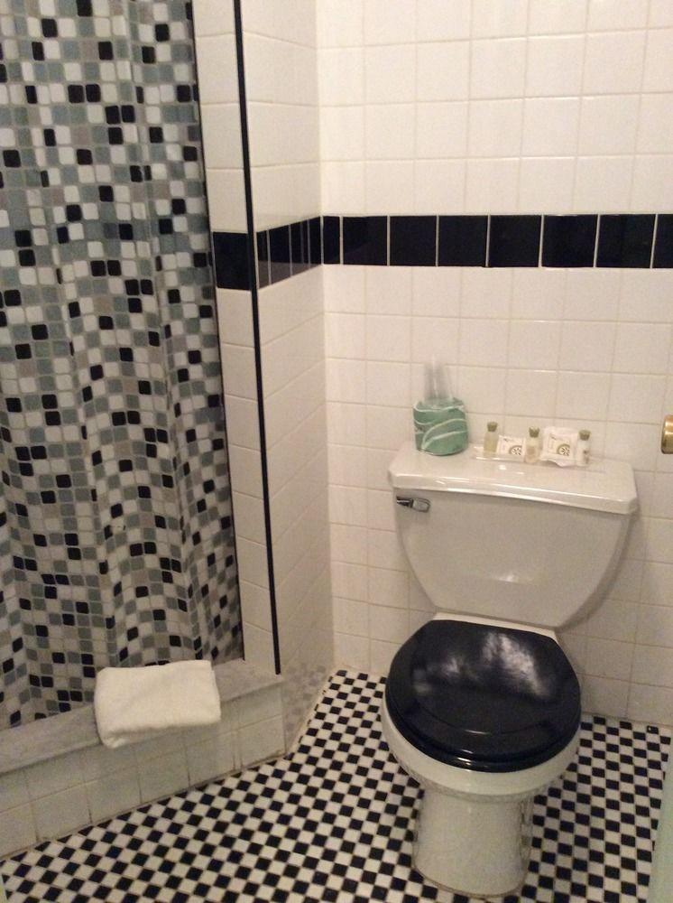 Hotel Park Savoy 2*