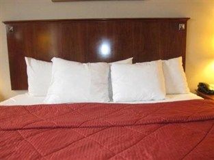 Avion Near Lga Airport, Ascend Collection 3*