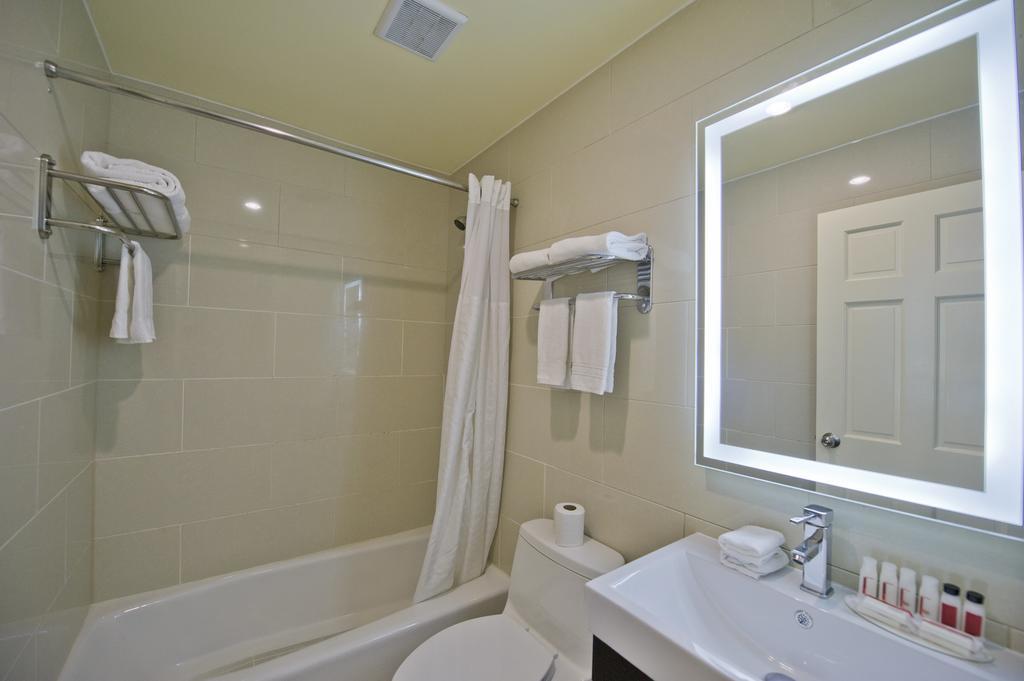 Hotel Howard Johnson By Wyndham Long Island Nova York