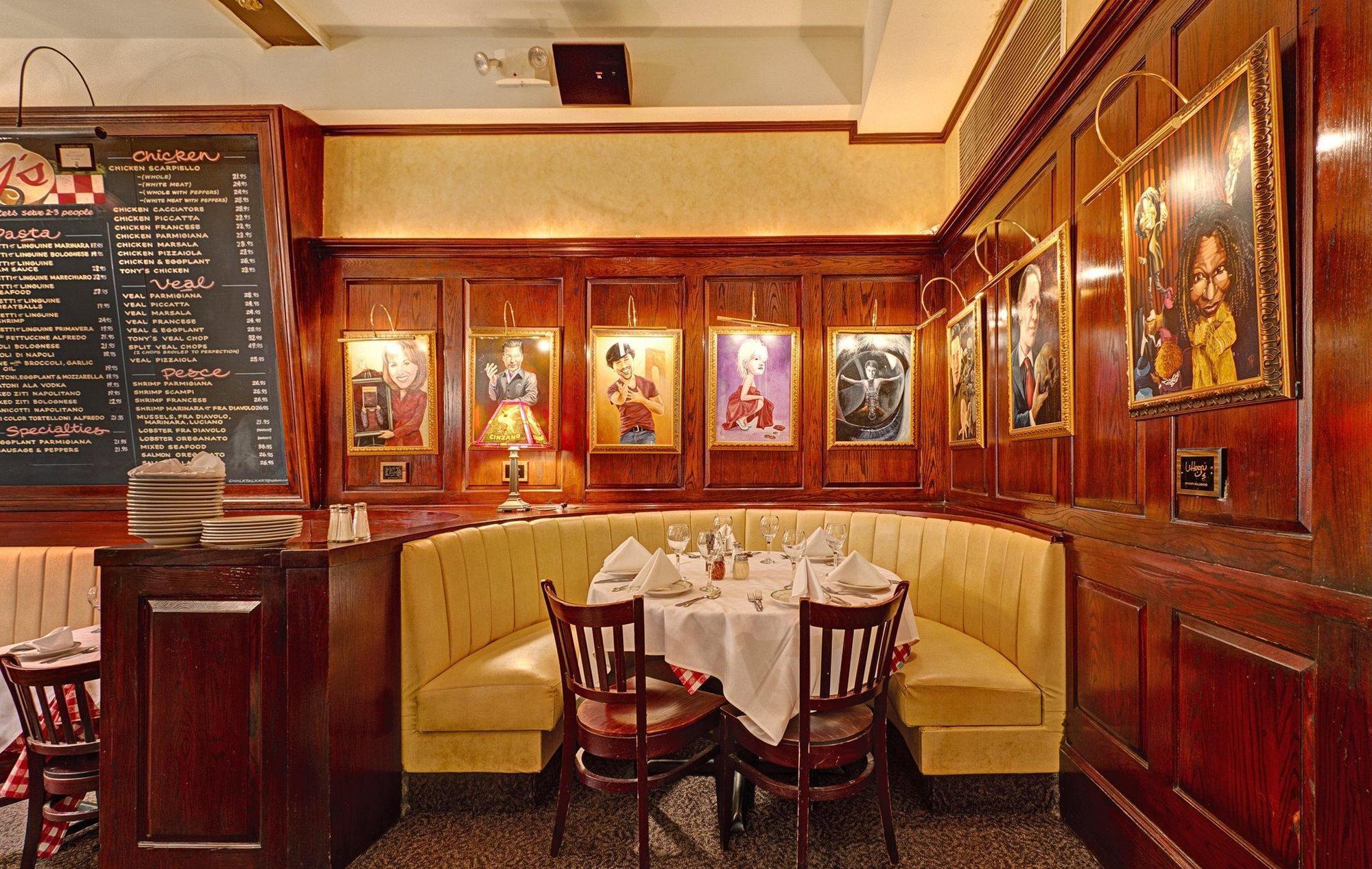 Hotel Casablanca By Library Collection Nova York