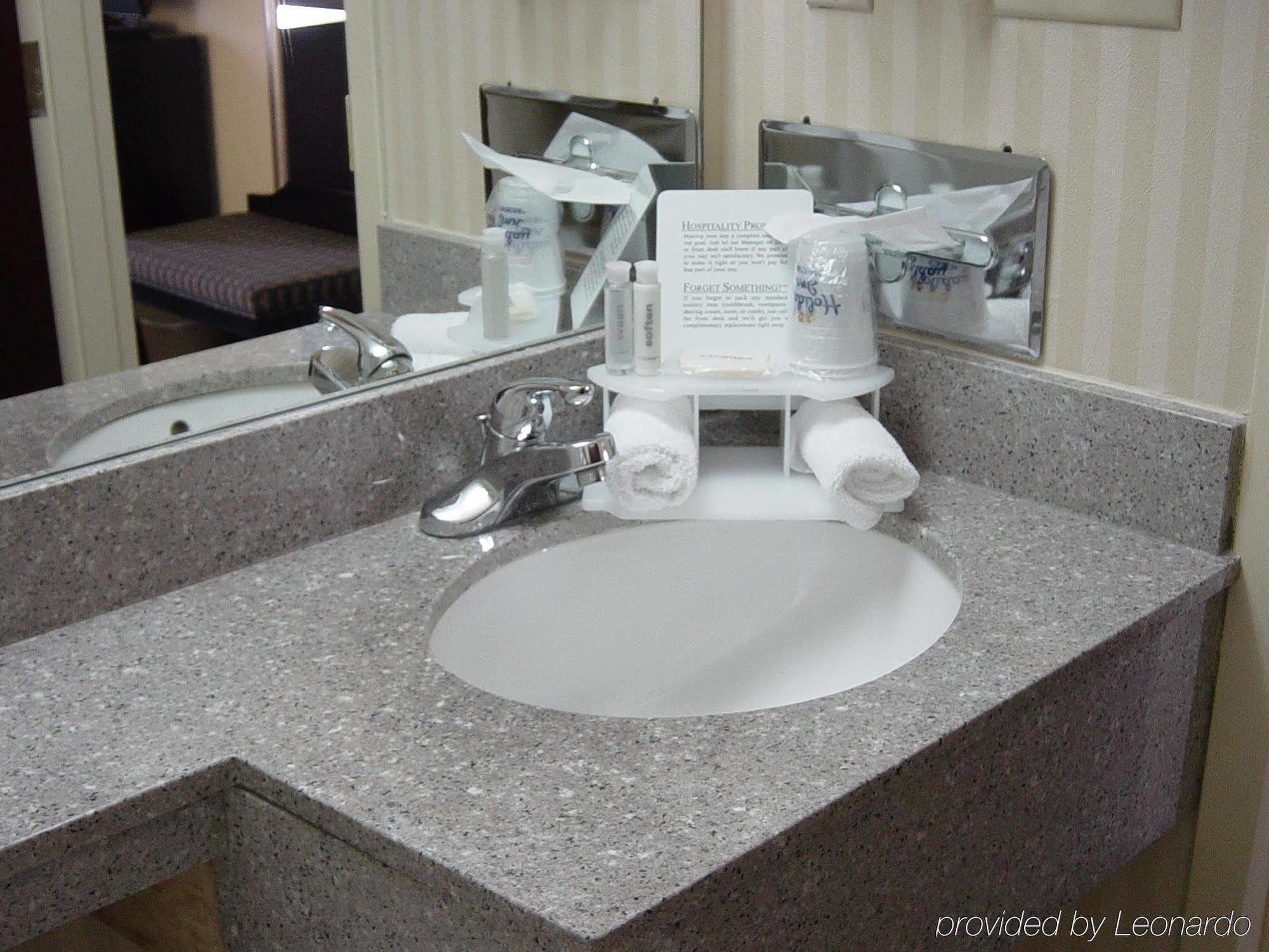 Express Kennedy Airport, An Ihg Nova York