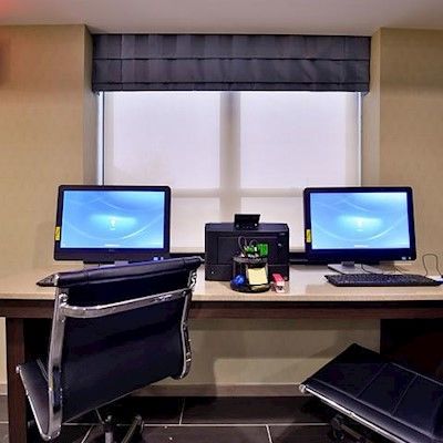 Hotel New York-jfk Airport Area, An Ihg Nova York