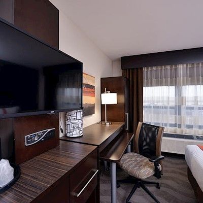 Hotel New York-jfk Airport Area, An Ihg