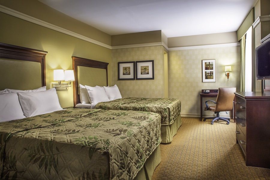 Hotel The At 3*