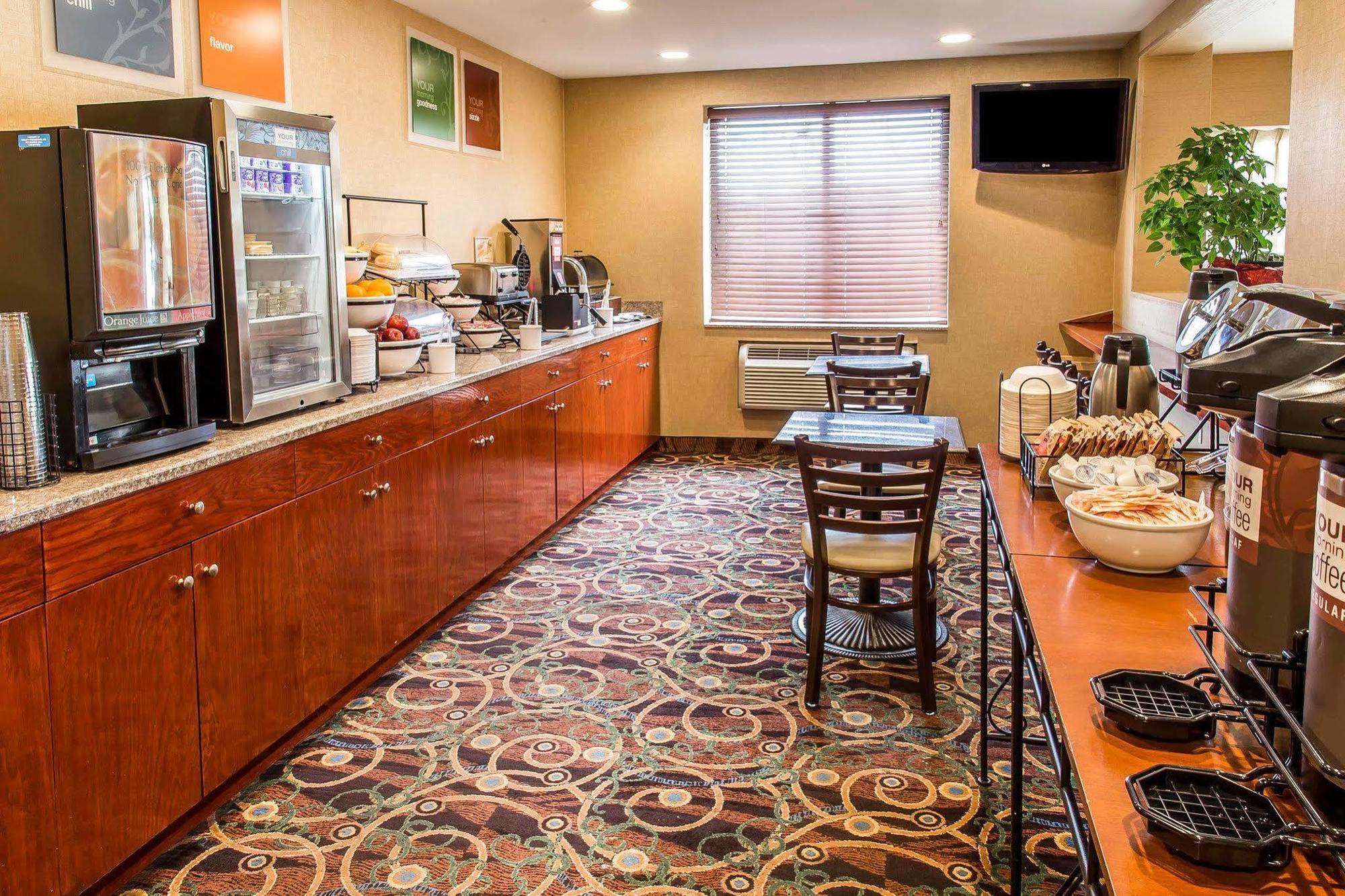Avion Near Lga Airport, Ascend Collection Hotel 3*