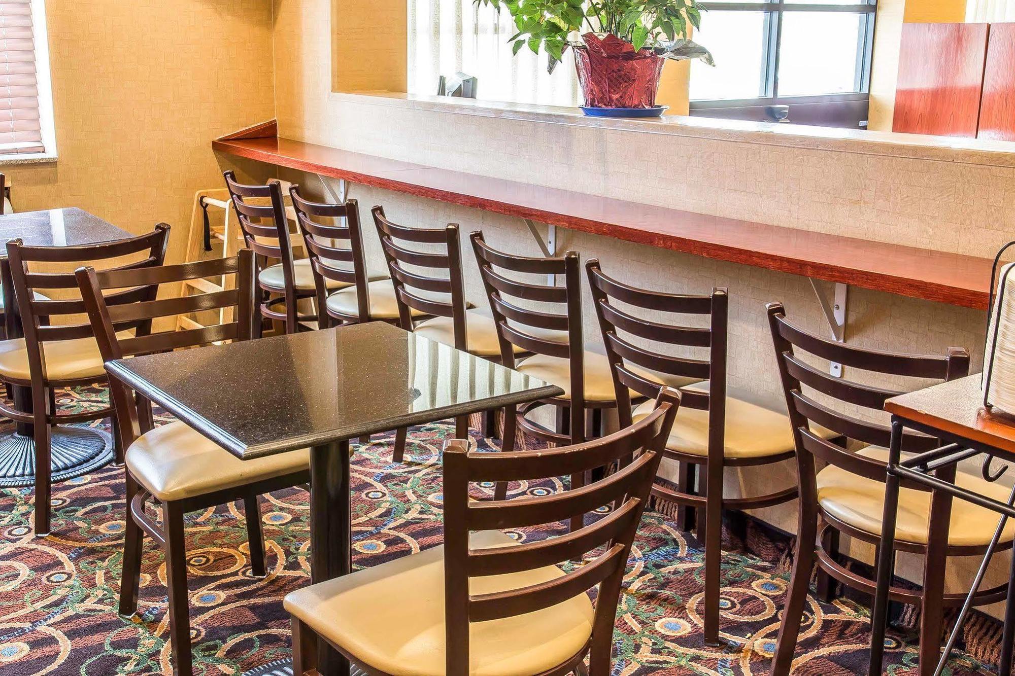 Avion Near Lga Airport, Ascend Collection Hotel New York