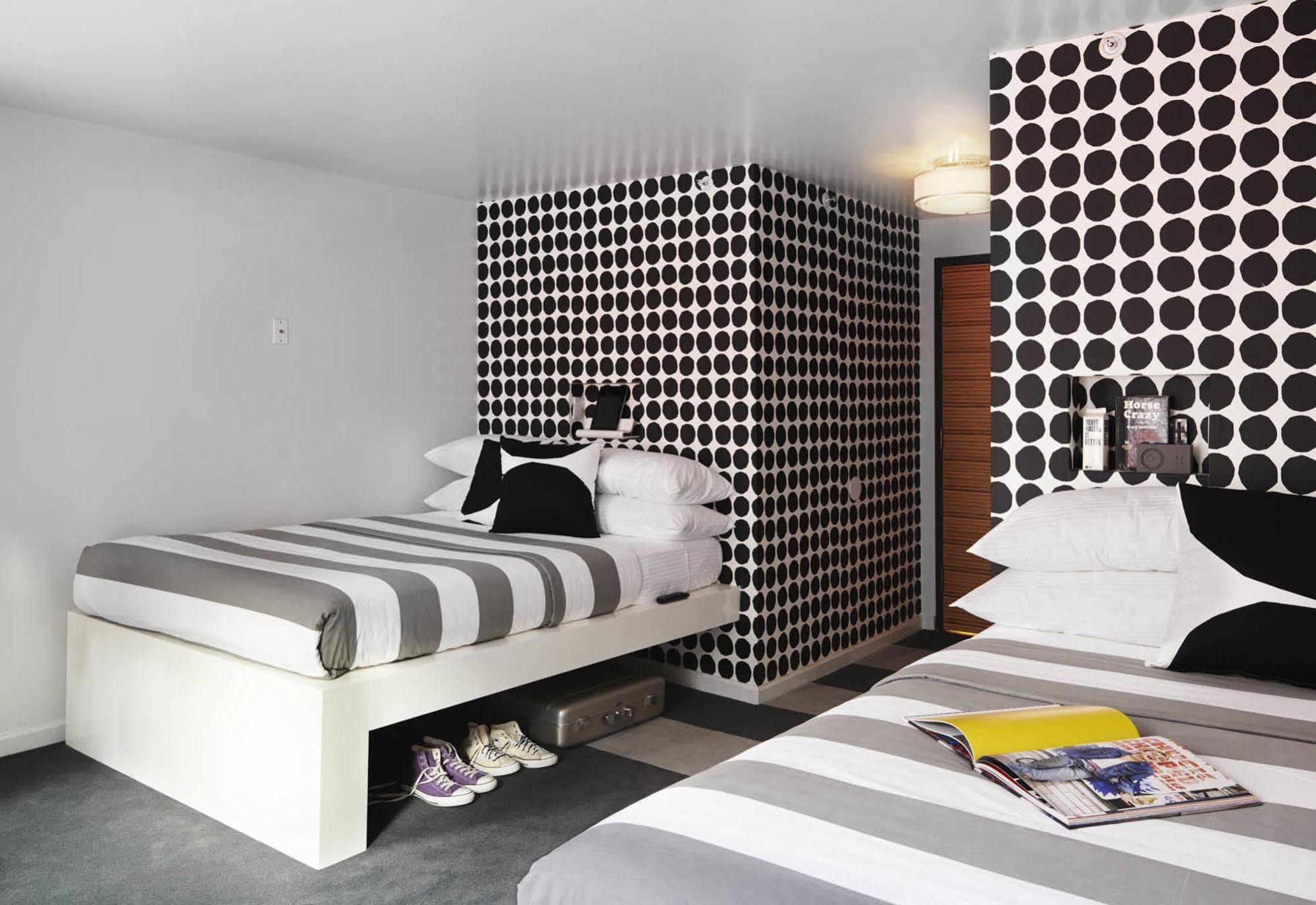 Chelsea Star Hotel 2*