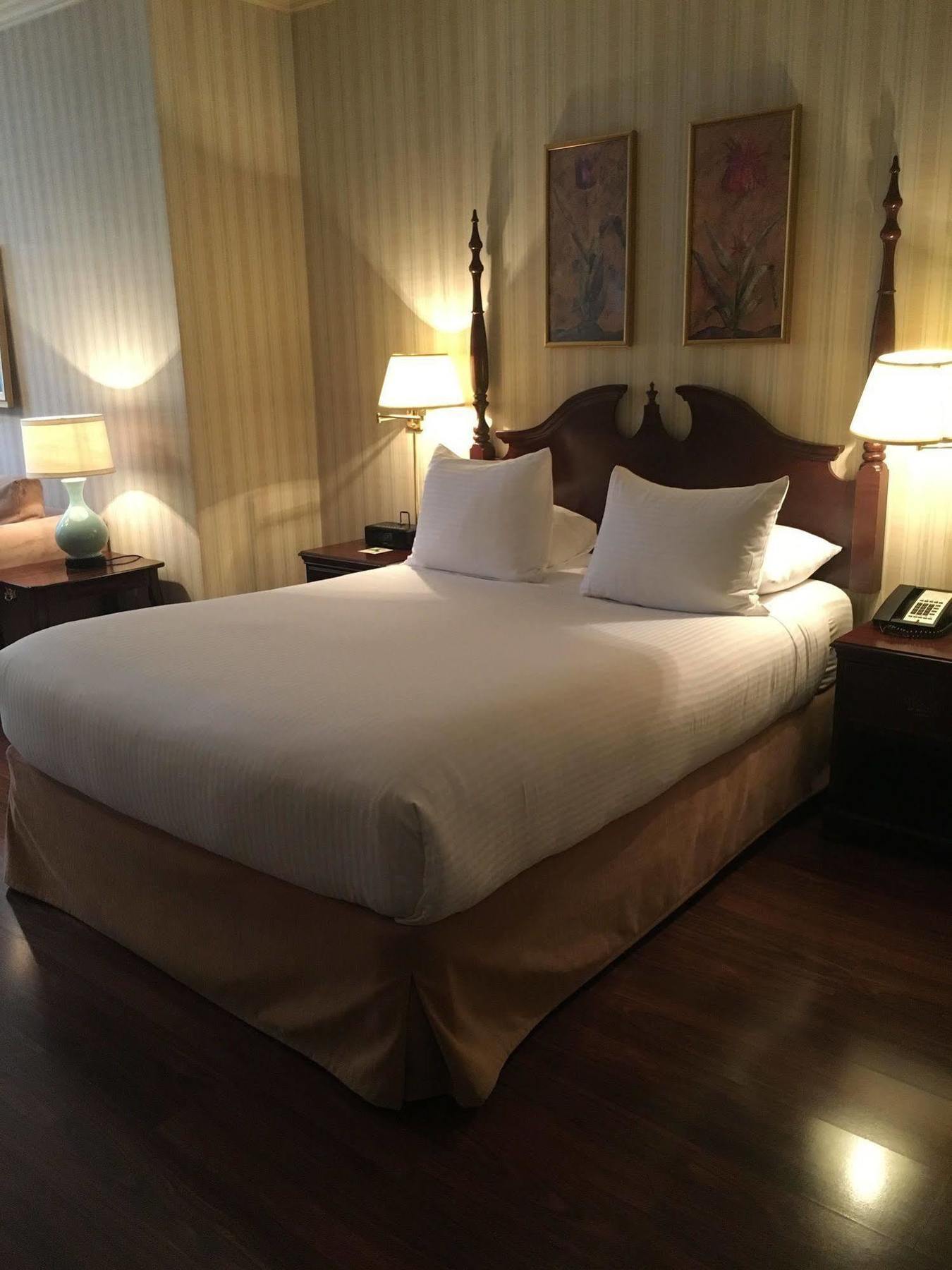 Avalon Hotel
