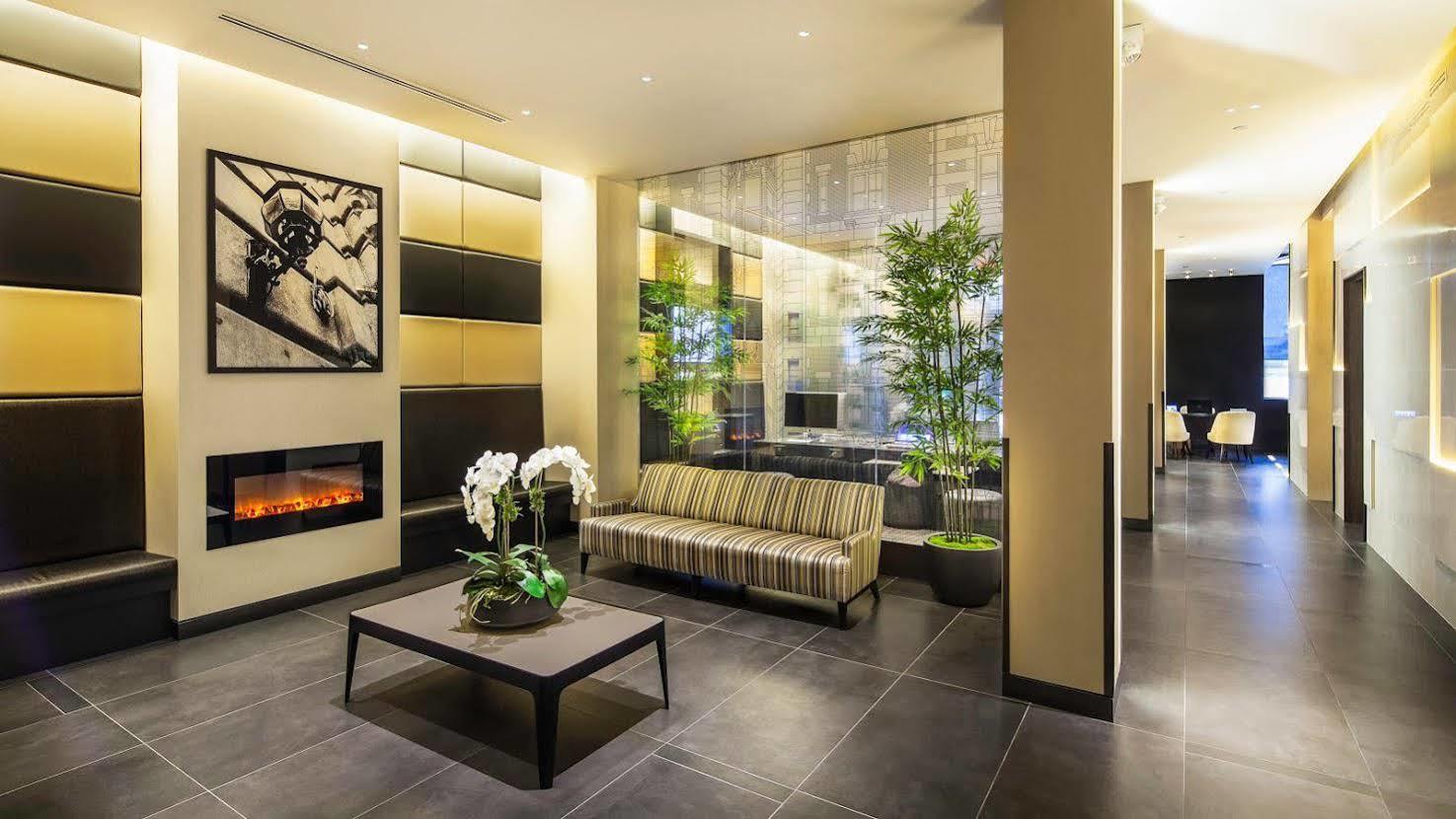 The At Fifth Avenue Hotel Nova York