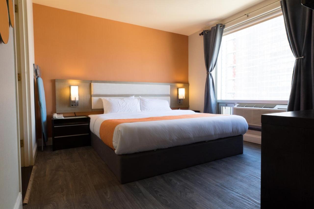 Hotel Howard Johnson By Wyndham Long Island Nova York