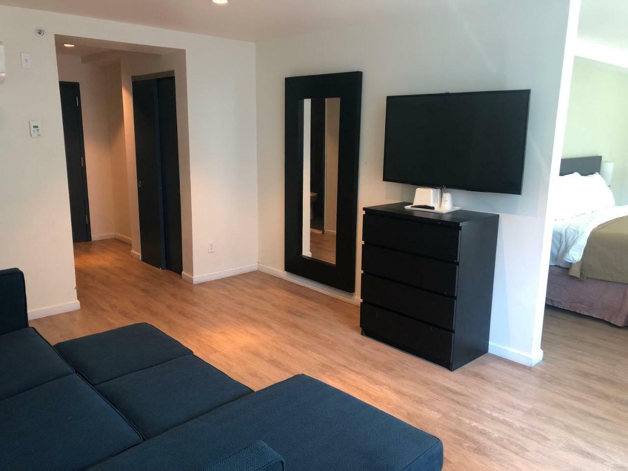 Hotel Comfort & - Kew Gardens Near La Guardia Airport New York
