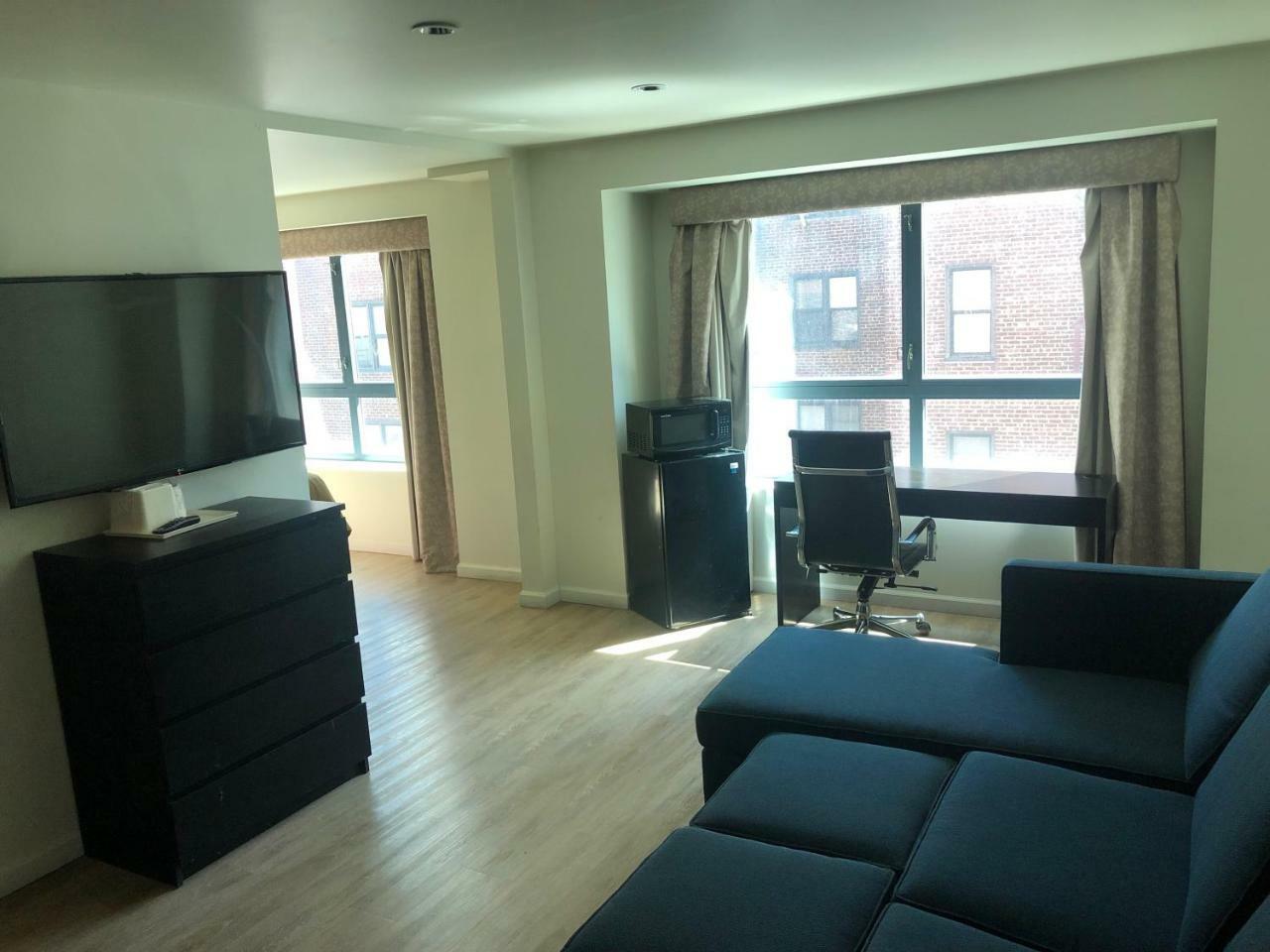Comfort & - Kew Gardens Near La Guardia Airport Hotel