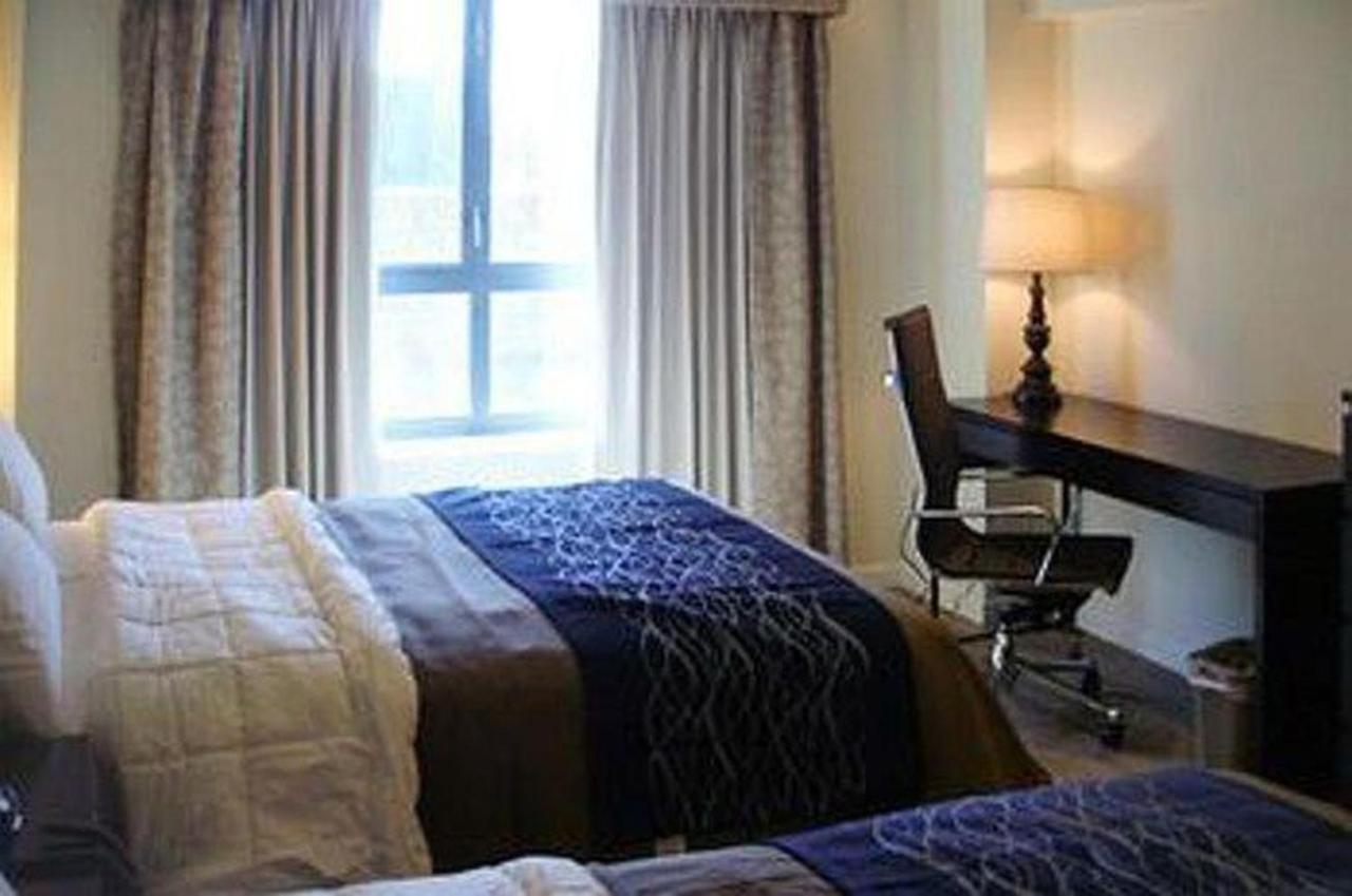 Comfort & - Kew Gardens Near La Guardia Airport Hotel