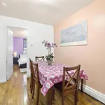 Manhattan 4 Bedroom Apt Upper East Side