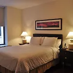 Oakwood Residence Sixth Avenue