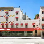 Chelsea Star Hotel