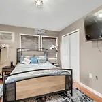 Modern Cozy 3Br Home Just 10 Mins From Jfk! Residence