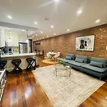 Historic Brownstone - Newly Renovated Brownstone On Historic Street With Outdoor Space